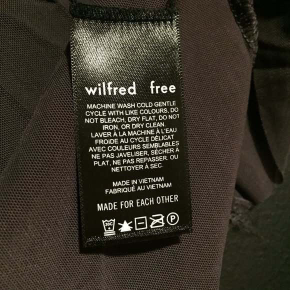 Wilfred Free Aritzia mesh mockneck - Picture 4 of 4